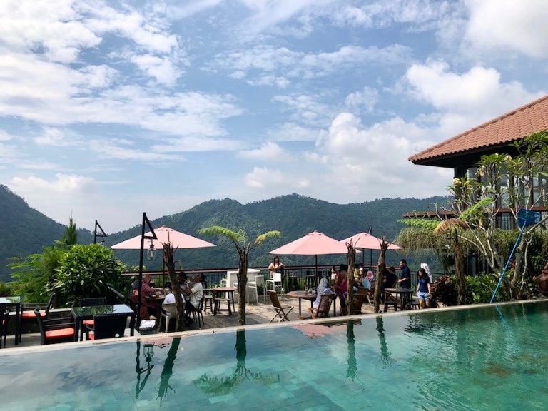 Villa Aman D Sini Bojong Koneng Tetap Terapkan Prokes Bagi Pengunjung