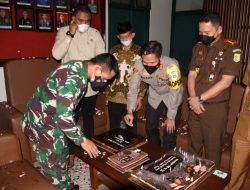 HUT TNI Ke-76, Polres Bogor Beri Kejutan Ke Kodim 0621