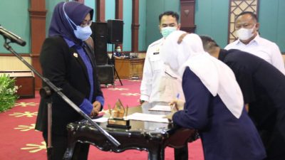 Ade Yasin Lantik 53 Kepala SMP Negeri, Ini Pesannya