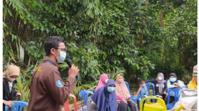 Mahasiswa IPB University Kembangkan Rumah Kompos di Desa Neglasari