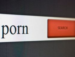 Kecanduan Nonton Film Porno Sebabkan Disfungsi Ereksi? Ini Faktanya