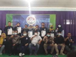 HMBT Serahkan Tujuh SK DPC Serta Ketua Sayap Srikandi