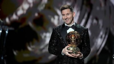 Lionel Messi Raih Ballon d’Or 2021, Kalahkan Lewandowski dan Ronaldo