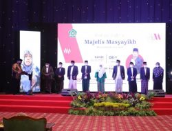 Gus Yaqut Kukuhkan 9 Kiai sebagai Majelis Masyayikh, Ini Dia Nama-namanya
