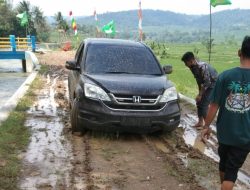 Pemdes Mekarwangi Proyeksikan Jalan Irigasi Untuk Samisade 2022