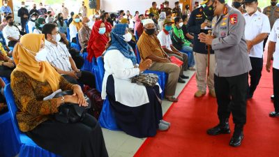 Tinjau Vaksinasi Serentak di Babel, Kapolri Minta Forkompimda Lakukan Hal Penting Ini