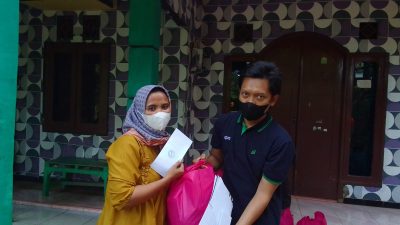 YBM PLN Gunung Putri Berikan Bantuan ke Masyarakat Sekitar