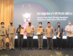 Bapenda Kota Bogor Berikan Penghargaan Wajib Pajak, Ini Pesan Dedie Rachim