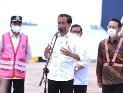 Jokowi Optimistis Ekspor Mobil Dari Pelabuhan Patimban Capai 180 Ribu Unit di 2022
