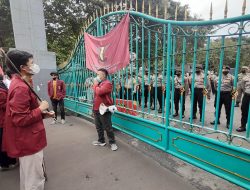 IMM Bogor Raya Geruduk Gedung Tegar Beriman Tuntut Komisi 1 DPRD Implementasikan Hasil Pelesiran ke Bali