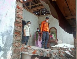 Rumah Nyaris Ambruk Diterjang Hujan dan Angin Kencang, Warga Singajaya Ini Butuh Bantuan