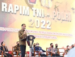 Jokowi Apresiasi TNI-Polri Atas Kesungguhannya Menjalankan Tugas Kemanusiaan