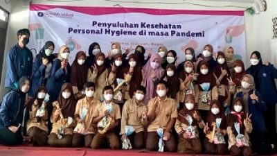 Dosen dan Mahasiswa IPB University Ajarkan Siswa MI Nurul Hidayah Bogor Jaga Personal Hygiene