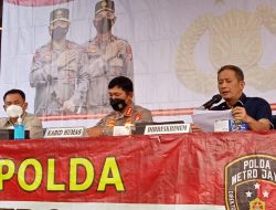 Polisi Tetapkan Enam Orang Tersangka Pengeroyokan Ade Armando, Satu Pelaku Asal Jonggol