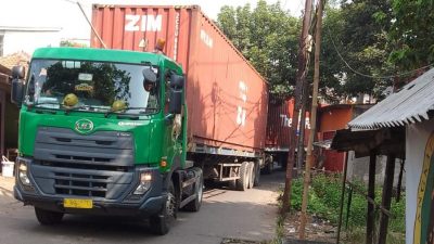 Nemin Cs Pertanyakan Bukti Hibah Lahan Milik Keluarganya, Kades Cicadas Bungkam!