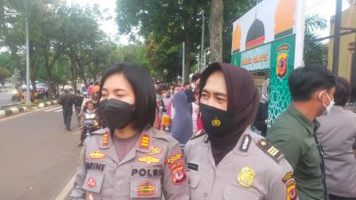 Peringati Hari Kartini 2022, Polres Bogor Bersama Jurnalis Bagikan Ratusan Takjil