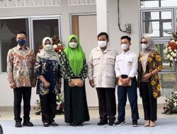 Prabowo Subianto Serahkan 53 Unit Rumah untuk Keluarga Korban KRI Nanggala-402