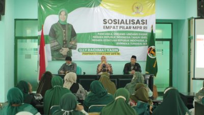 Elly Rachmat Yasin Perkuat Empat Pilar Puluhan Ustadzah Kabupaten Bogor