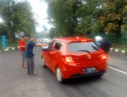 Bulan Ramadan, PWI Peduli Berbagi Takjil Gratis Kepada Warga