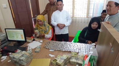 Daftar Haji Pakai Uang Receh Hasil Jual Siomay, Kisah Nurkhalis dan Maftuhah Menginspirasi