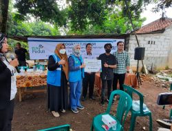 TJSL PLN Menyerahkan Bantuan Rp 500 Juta Untuk Masyarakat Cileungsi Kidul