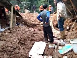 Pencarian Korban Tertimbun Longsor di Cibunian Dihentikan Sementara Akibat Cuaca Tidak Kondusif