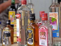 Dua Kali Dirazia, Satpol PP Kabupaten Bogor Angkut 109 Botol Miras di Kawasan Metland Cileungsi