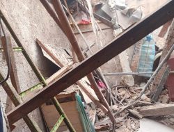 Rumah Ambruk Saat Tidur, Pasutri Ini Alami Luka Akbibat Tertimpa Reruntuhan
