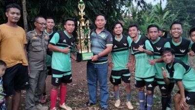 Tumbangkan Maung Lugay FC, Grapo FC Juara Turnamen Sepakbola Trofeo PSPH Kadus III Cibeuteung Muara
