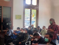 Rachmat Yasin Hadiri Sidang Ade Yasin Cs di Pengadilan Tipikor Bandung
