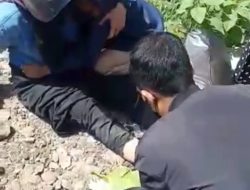 Jadi Korban Debt Colletor, Ibu-ibu di Gunung Putri Ini Tersungkur Kesakitan Jatuh Dari Motor