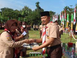 Peringati HUT Pramuka Ke 61, Camat Parung Beri Penghargaan Pancawarsa