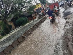 Dituding Abaikan Keselamatan, Warga Kritisi Proyek Rehabilitasi Jalan Atma Asnawi