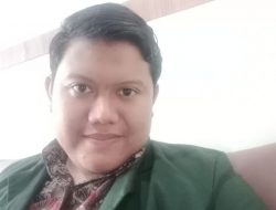 Nonton Bola Paling Depan, Audiensi Soal BHPRD Nggak Dateng, AMB: Iwan Setiawan Gak Peduli Kades