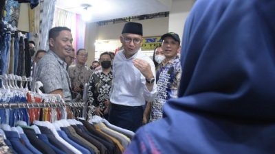 Komisi XI DPR Tinjau Pasar Kebon Kembang Kota Bogor Mitra Binaan BI dan OJK