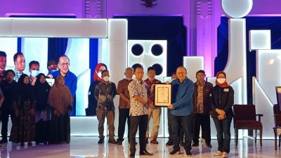 Hebat! Desa Bojong Nangka Raih Penghargaan Sapa Warga dan Desa Digital Pertanian dari Jabar