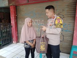 Lerai Tawuran Pelajar, Ibu Neneng Dapat Bingkisan dari Kapolsek Gunung Putri