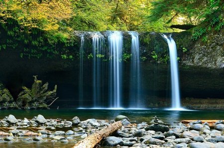 3-sekumpul waterfall