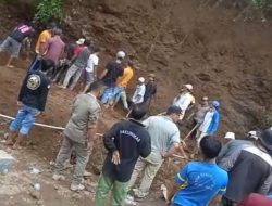 Innalillahi, Penambang Pasir di Cijeruk Tewas Tertimbun Longsoran Tebing Setinggi 5 Meter