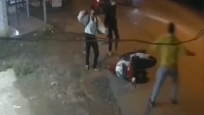 Aksi Kawanan Begal Bercelurit di Cileungsi Terekam CCTV, Polisi: Korban Belum Bikin Laporan