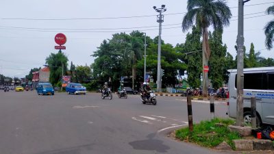 Warga Bojonggede Ini Keluhkan Buruknya Fasilitas Jalan Raya Pemda Kabupaten Bogor