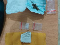 Kedapatan Bawa Sabu dan Ganja, Pria Ini Digiring Polsek Dramaga