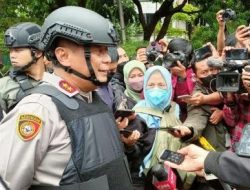 Pelaku Bom Bunuh Diri Bawa 2 Peledak, Kapolda Jabar: 1 Bom Kita Ledakkan