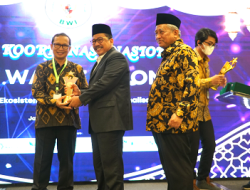 IPB University Raih Penghargaan The Best Wakif dari BWI Award 2022