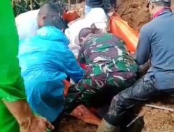 Tertimbun Longsor di Area Wisata Curug Cilember, Dua Penjual Basreng Tewas