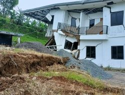 Pergeseran Tanah di Sukamakmur, Vila Hancur dan Akses Jalan ke Menuju Puncak Dua Terputus