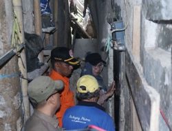 Tinjau Rumah Ambruk di Katulampa, Sekda Kota Bogor Perintahkan Dinas Terkait Segera Tangani