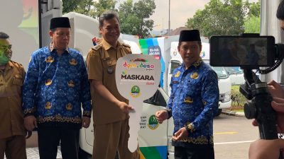 Pemdes Gunung Putri Dapet THR Mobil Maskara dari Ridwan Kamil