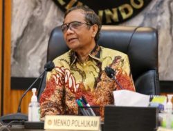 Pemda Diminta Beri Izin Penggunaan Lapangan untuk Salat Idul Fitri