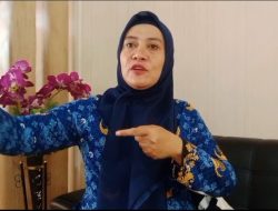 Maknai Hardiknas 2023, Kepsek SMKN 1 Gunung Putri Juniartini: Semua Menjadi Kapten